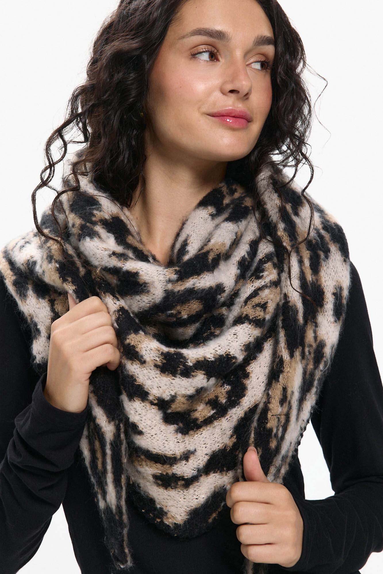 Pieces Bufanda Corta Animal Print