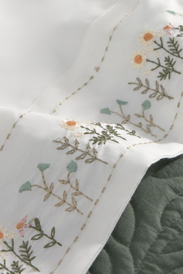 Textura Embroidered sheet white