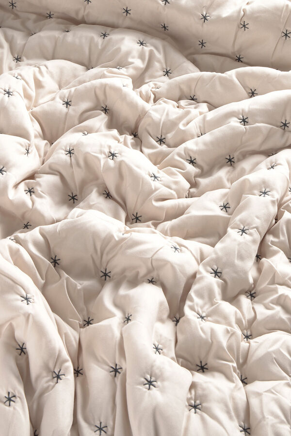 Calma House Steppdecke Nimes in Ecru mit Print