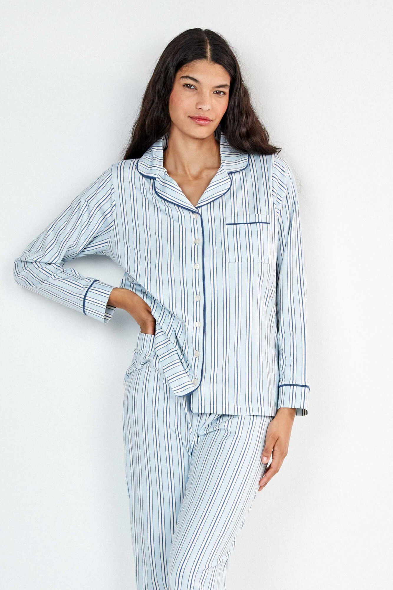Gisela Gestreifter Pyjama im Hemdlook aus Baumwolle