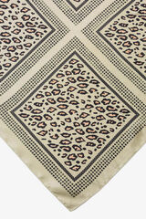 Vilanova Bandana acetinada com estampado animal verde