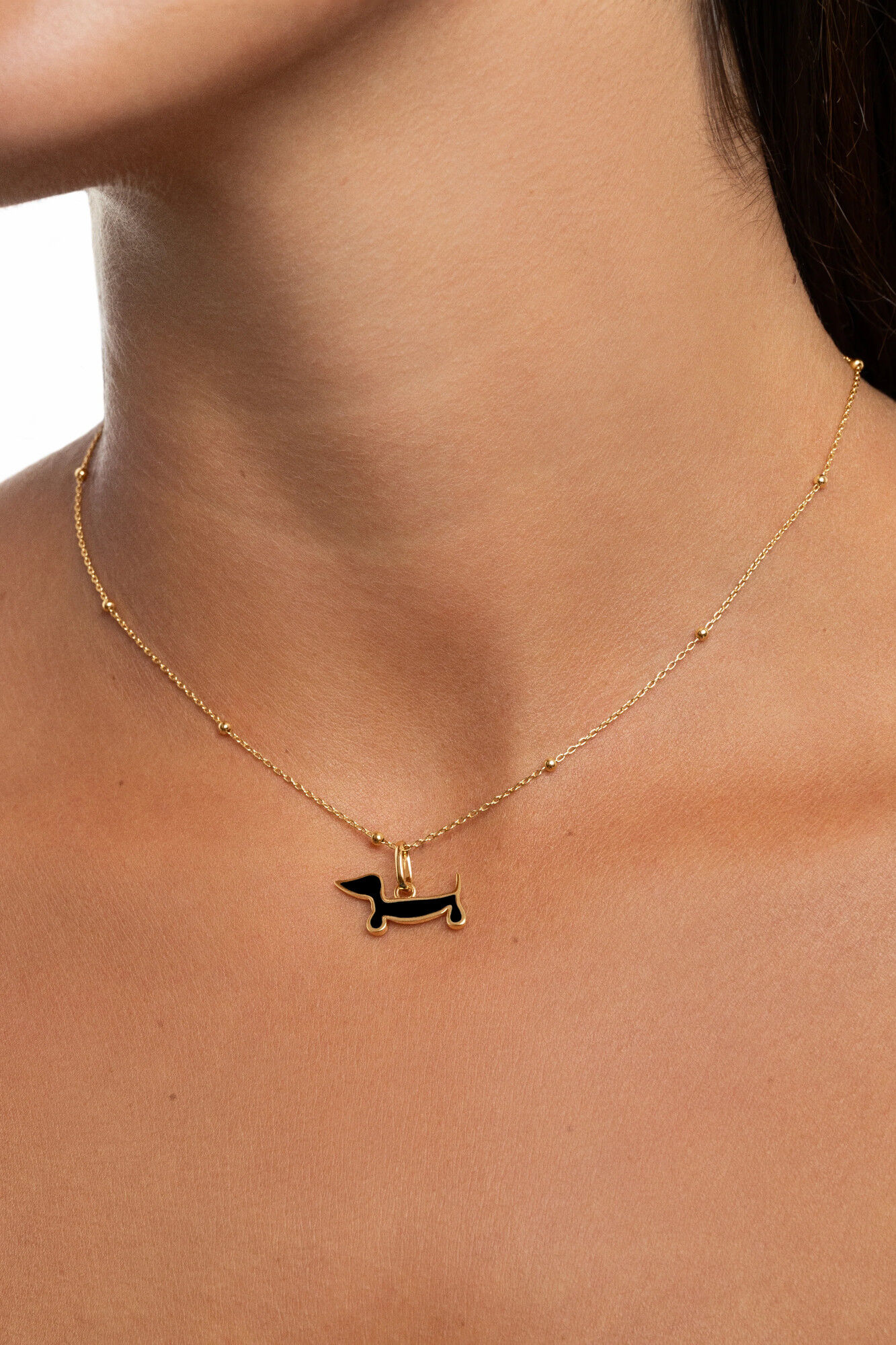 Singularu Schwarzer Dackel-Charm aus Emaille mit Goldbad