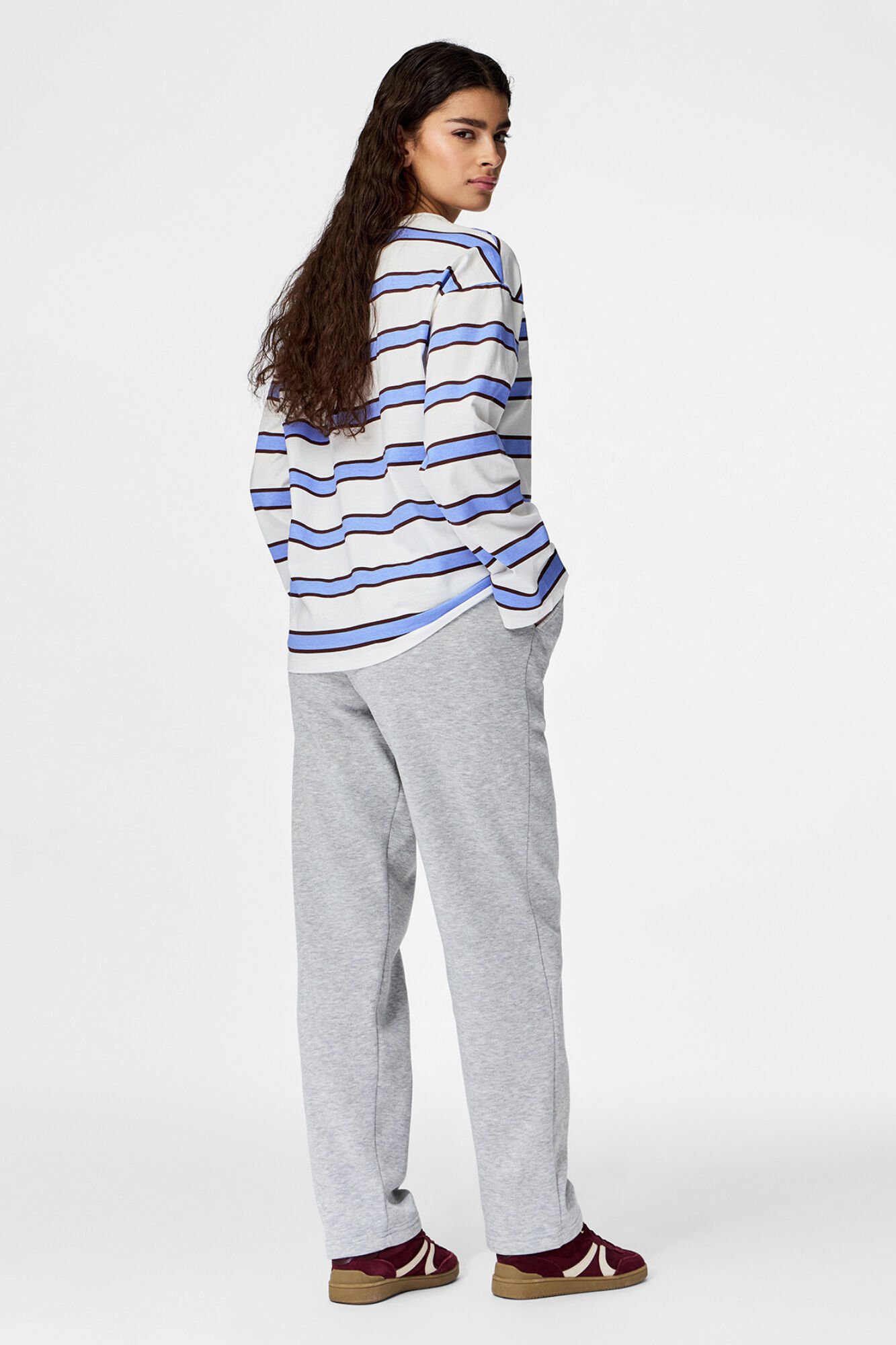 Pieces Gerade geschnittene Sporthose