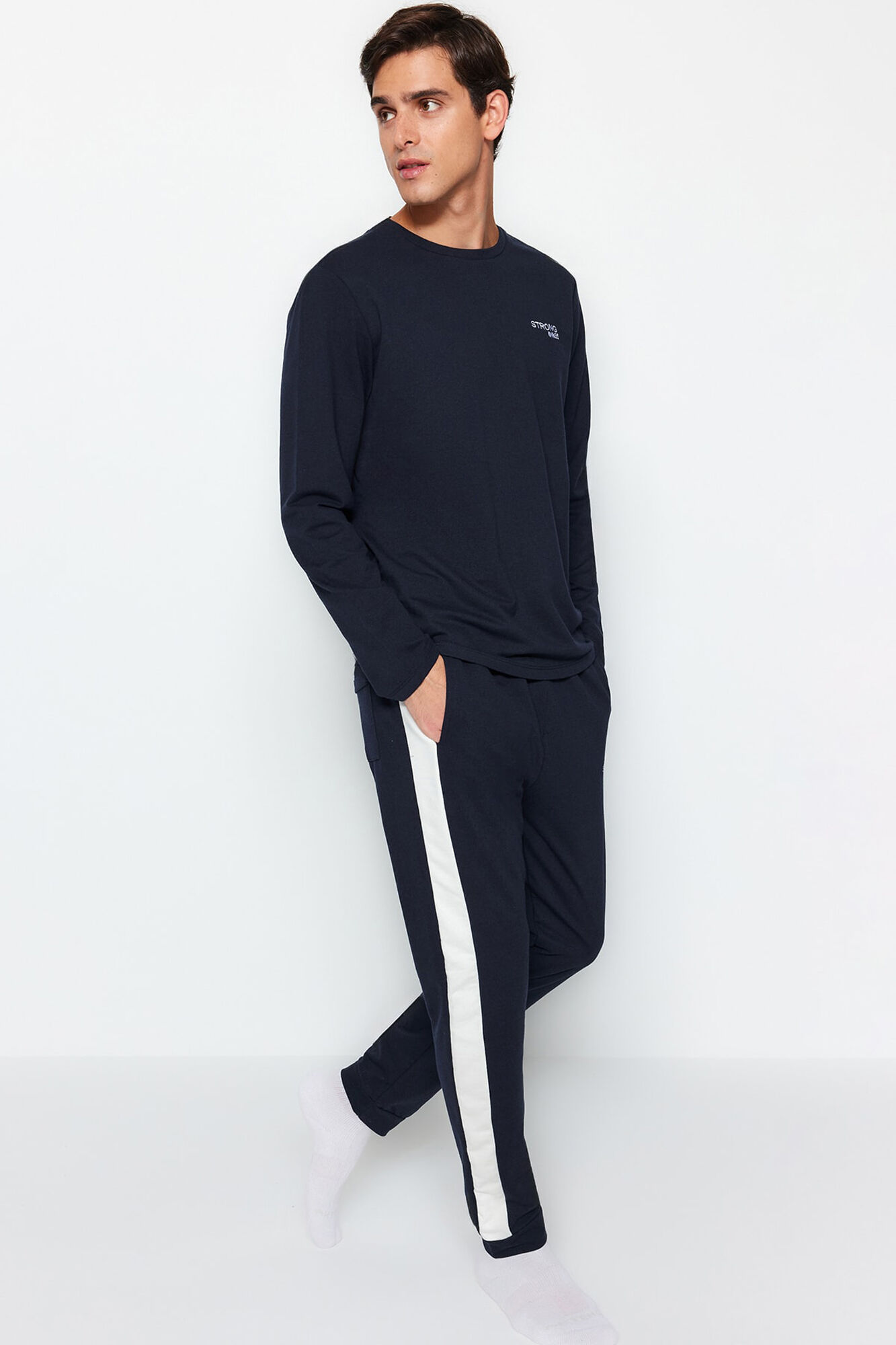 Trendyol Comfortable Knitted Pyjama Set