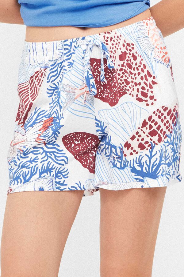 Gisela Short print inspiraci&oacute;n fondo marino blanco