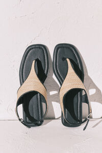 Women'secret Sand&aacute;lias rasas de dedo em r&aacute;fia