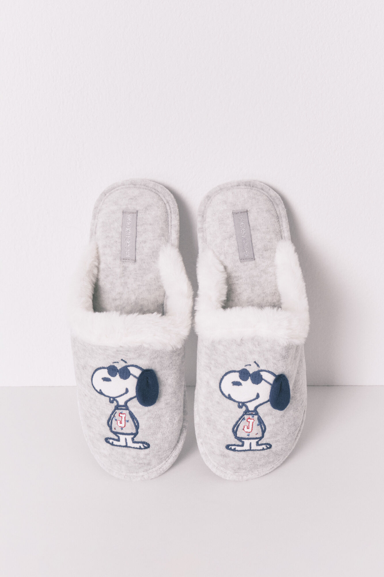 Women'secret Dark grey Snoopy slippers