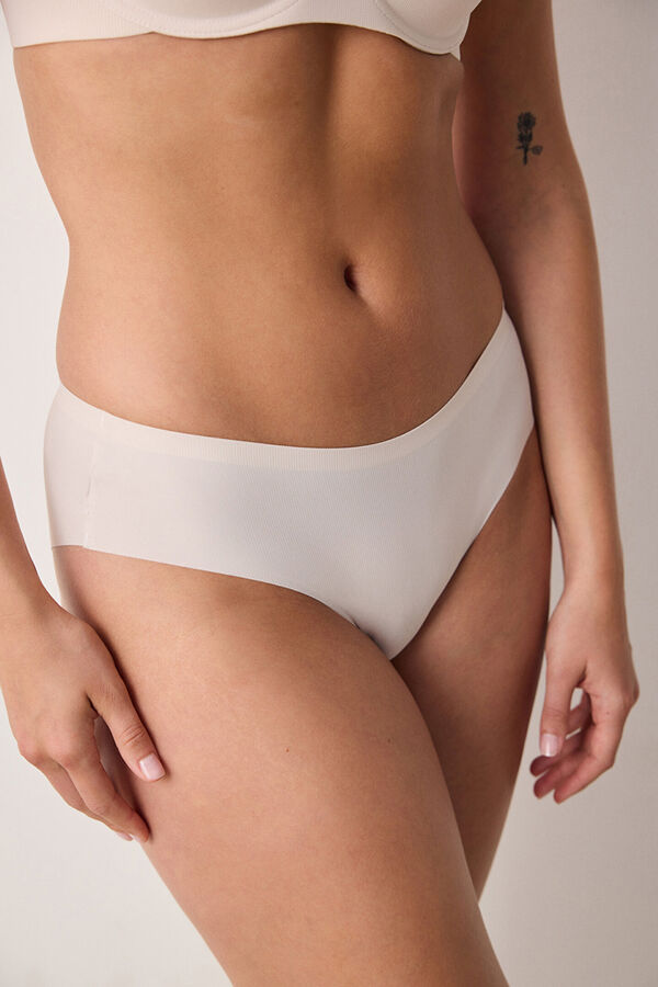 Penti Invisible ivory hipster briefs Braun
