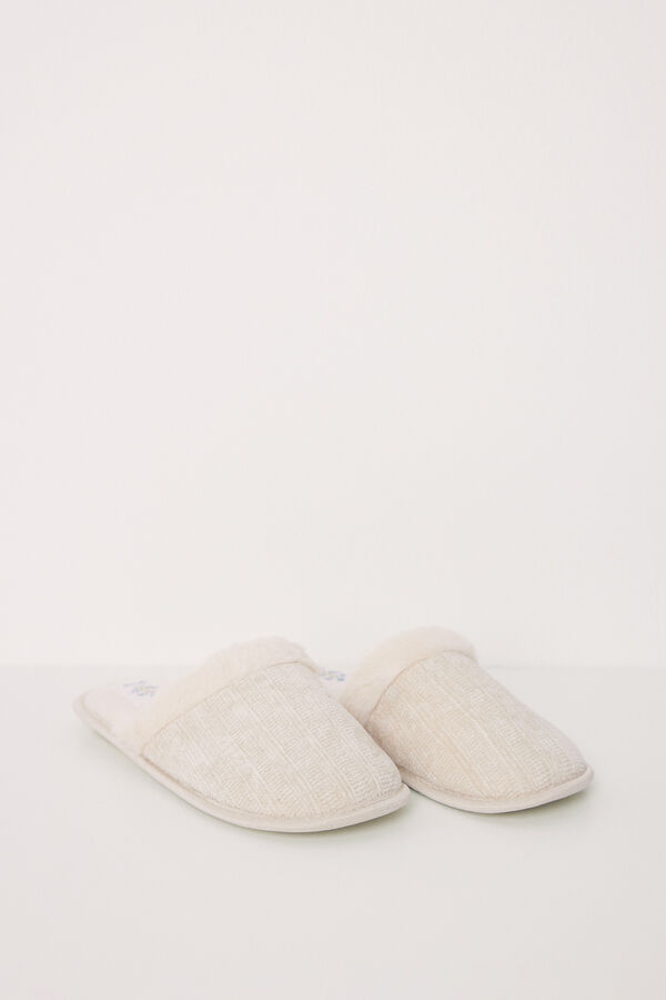 Womensecret Ivory chenille house slippers beige