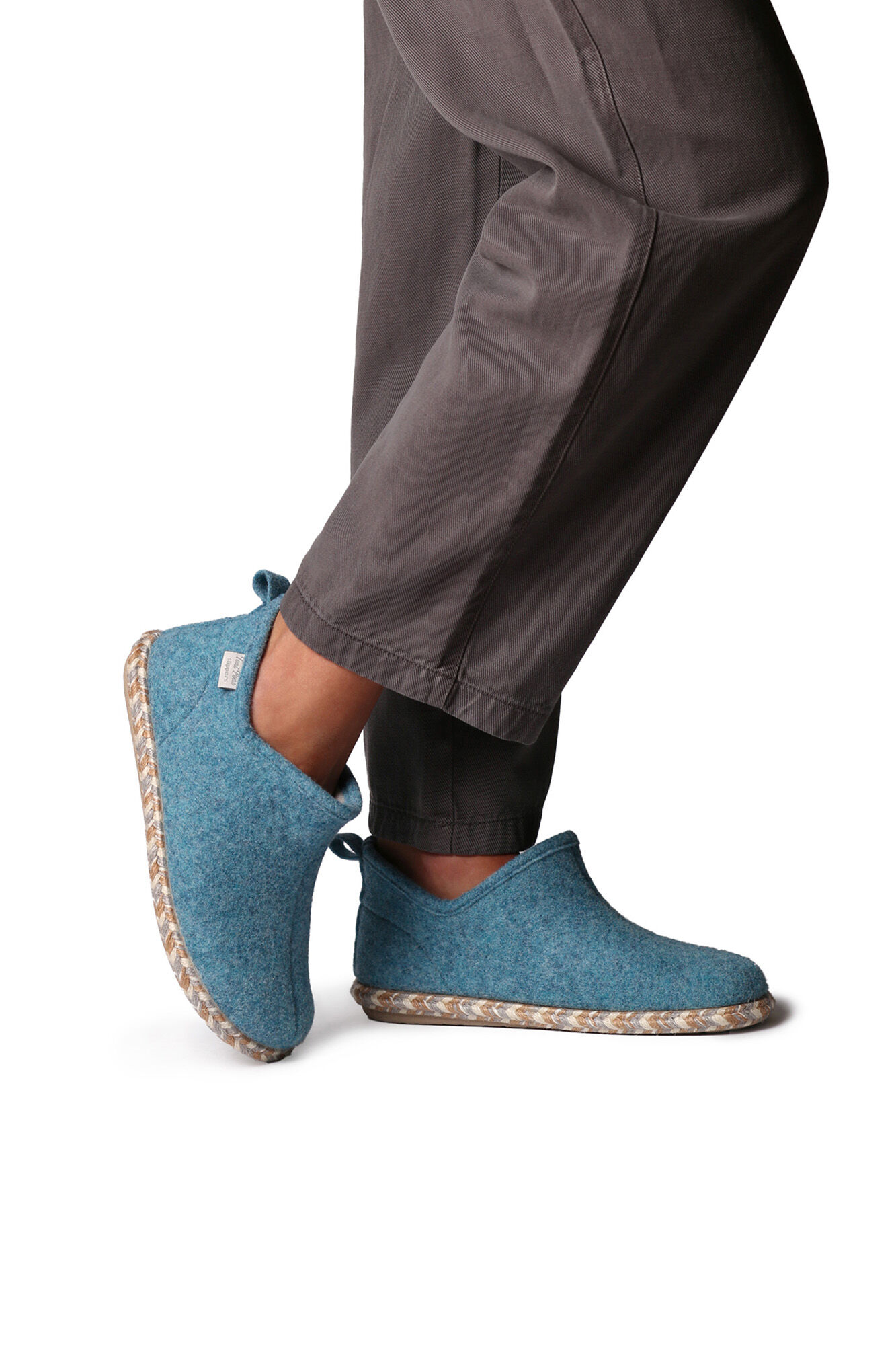 Toni Pons Zapatilla Abotinada Para Mujer  En Fieltro