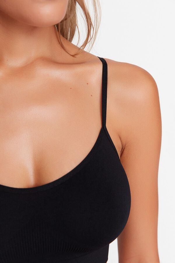 Trendyol Strappy sports top black