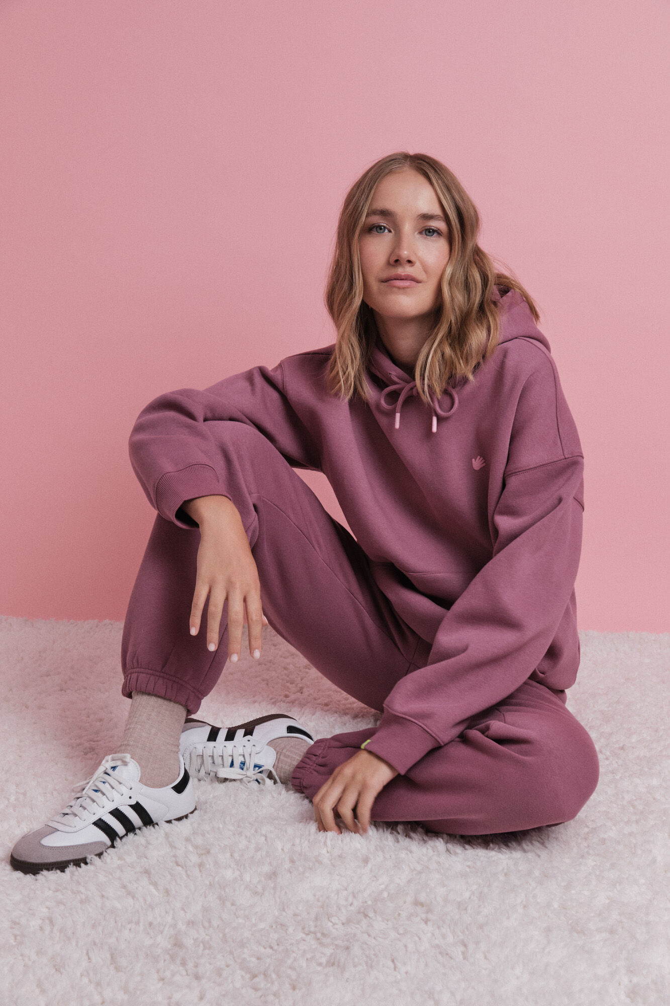 HI&BYE Pantal&oacute;n jogger felpa rosa claro