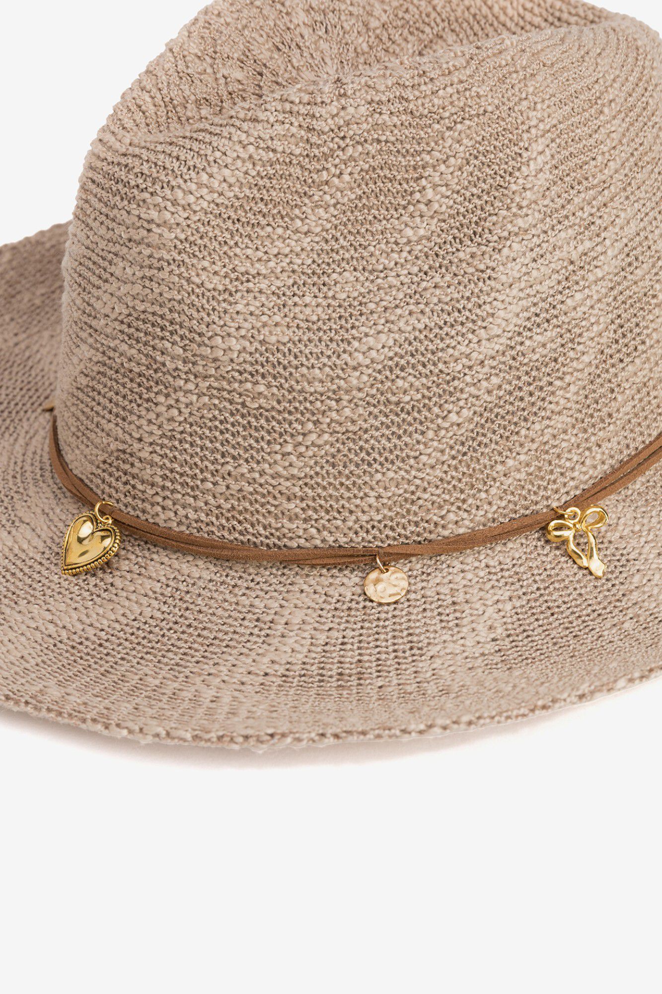 Vilanova Sombrero beige con detalles