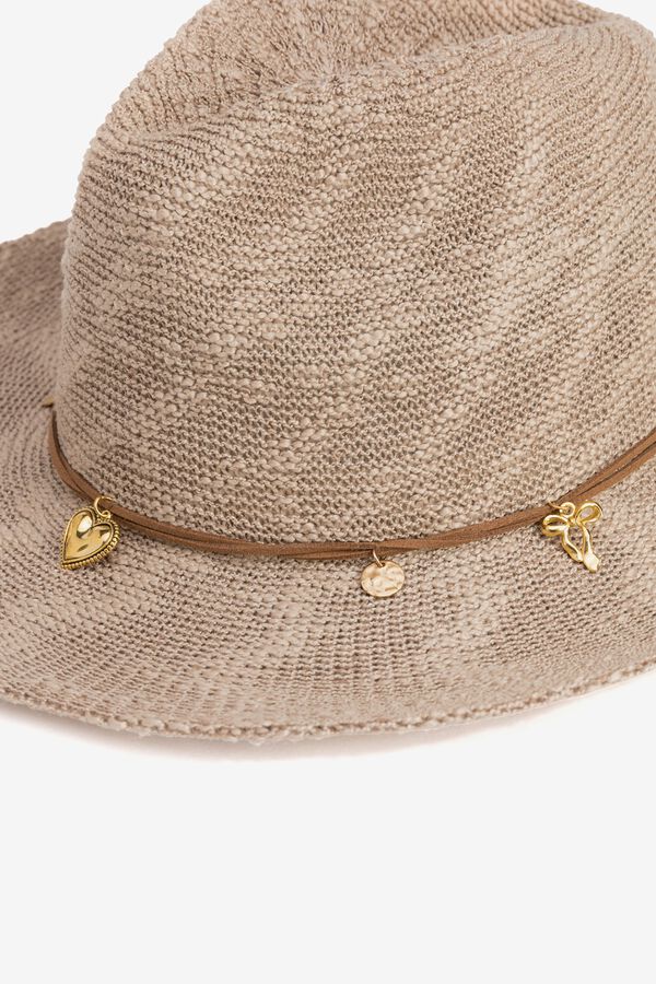 Vilanova Beige hat with details brown