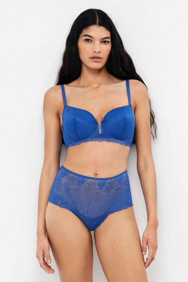 Gisela Tanga alto encaje azul