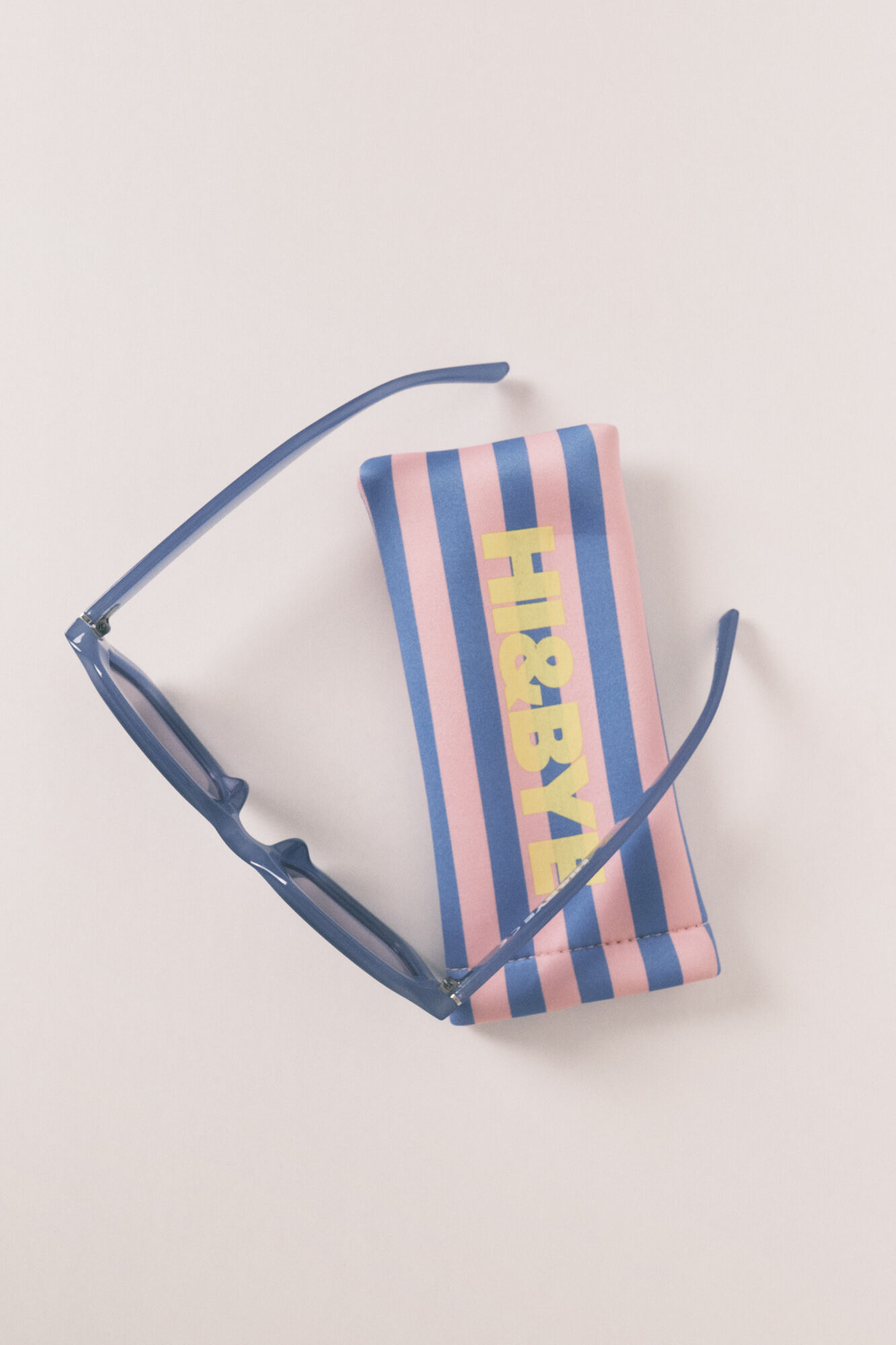 HI&BYE Blue sunglasses case