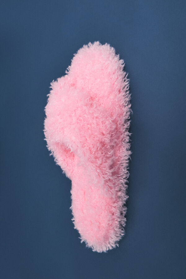 HI&BYE Pink faux shearling slippers pink