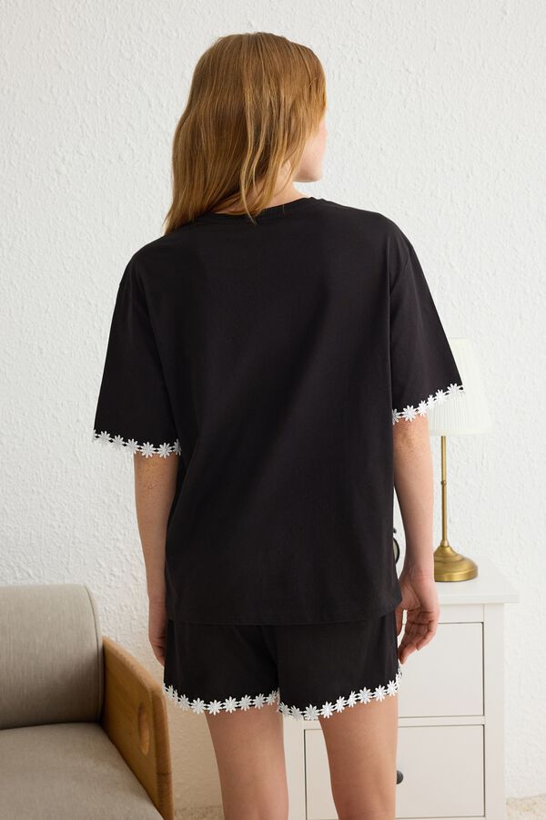 Trendyol Conjunto de pijama bies flores negro