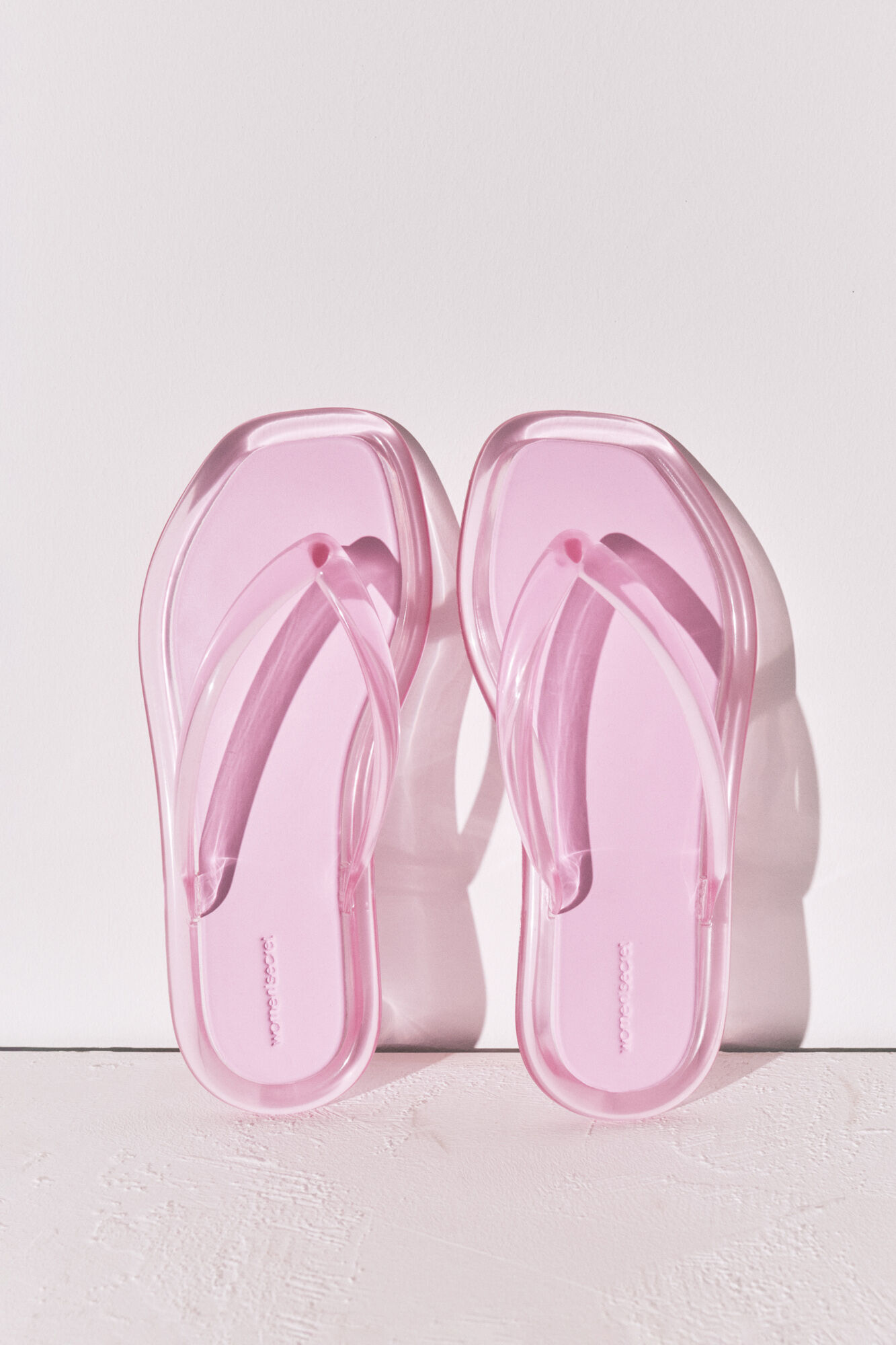 Women'secret Chanclas dedo efecto trasl&uacute;cido rosa