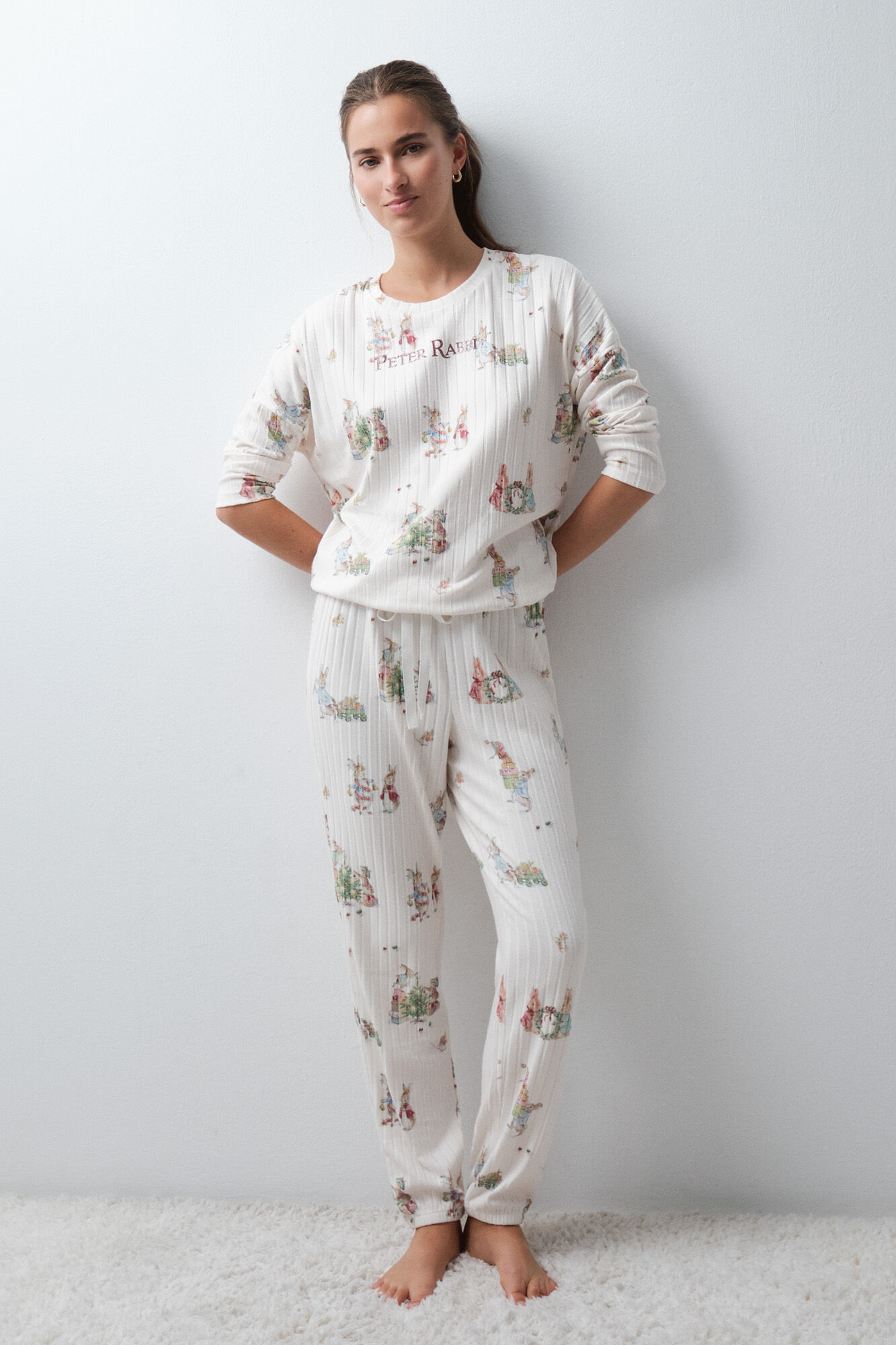 Women'secret Petter Rabbit print long pyjamas