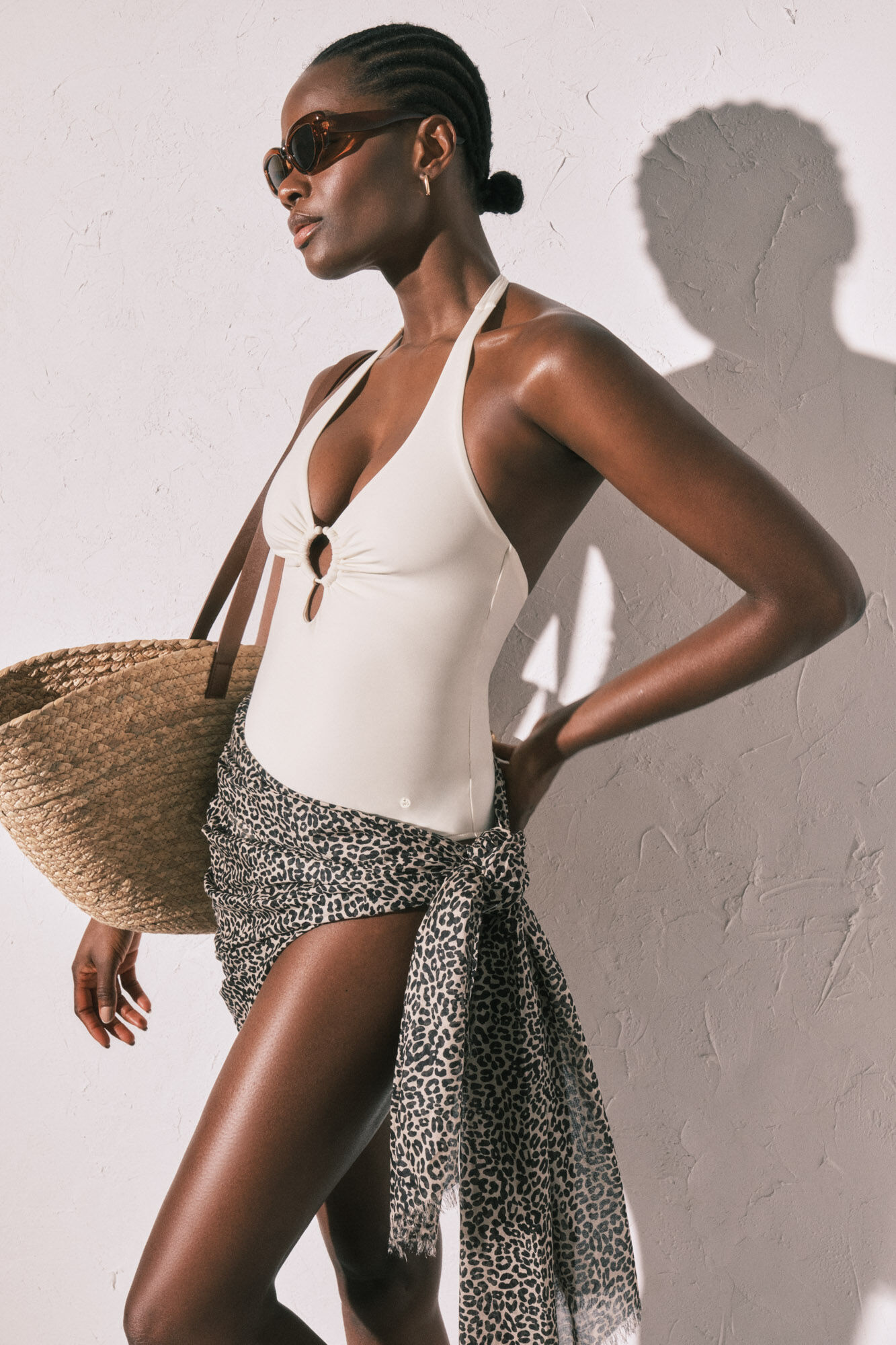 Women'secret White deep neckline shaping swimwear