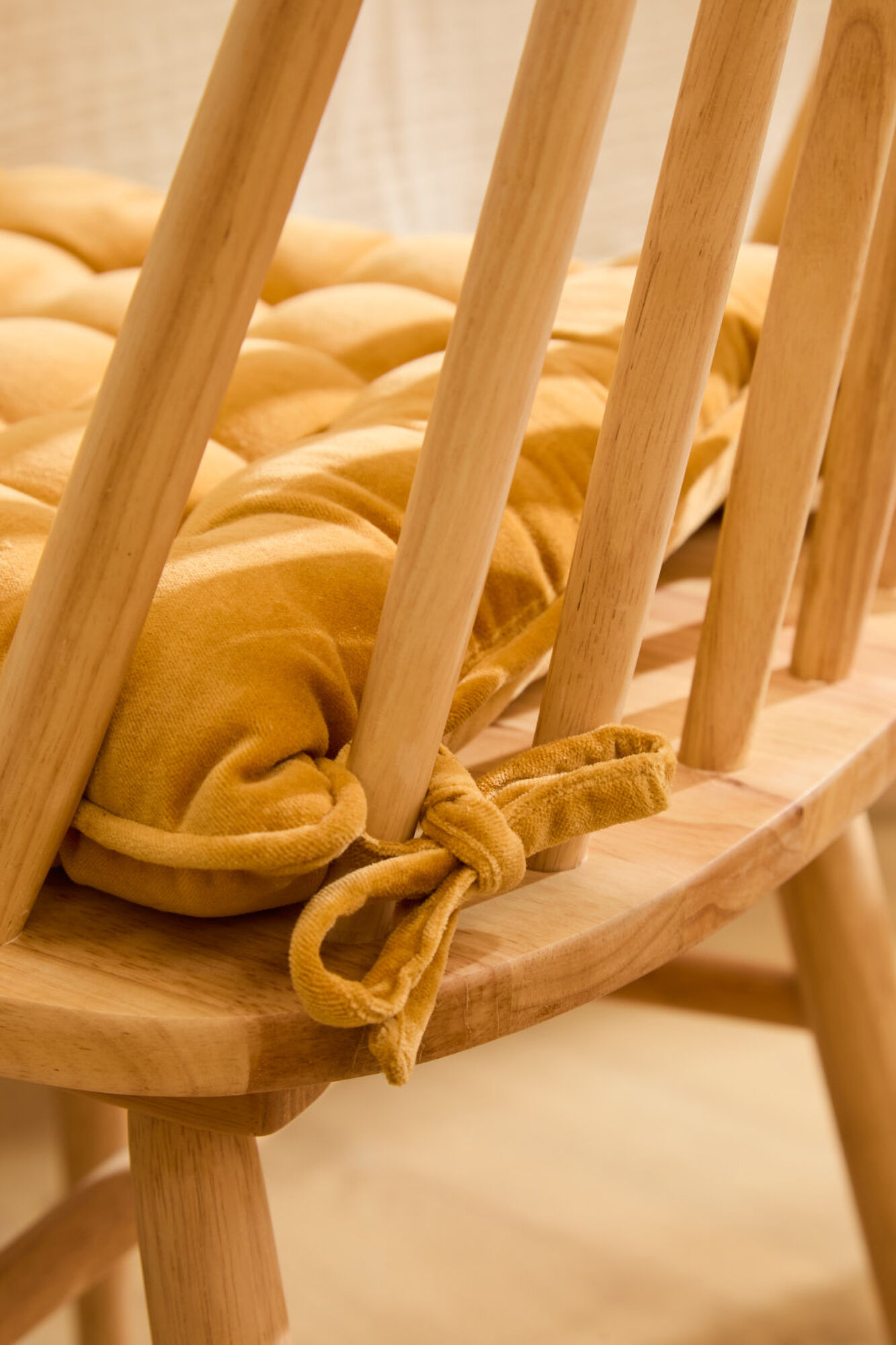 Calma House Quadratisches Stuhlkissen aus Velours Samt