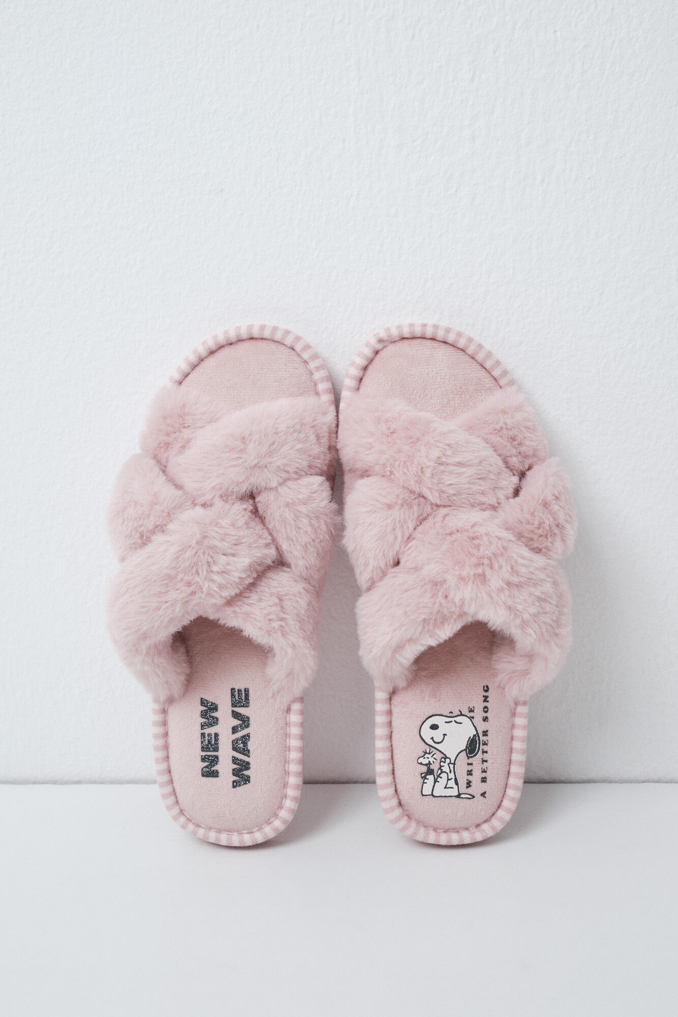 Women'secret Rosa Snoopy Pl&uuml;sch-Hausschuhe