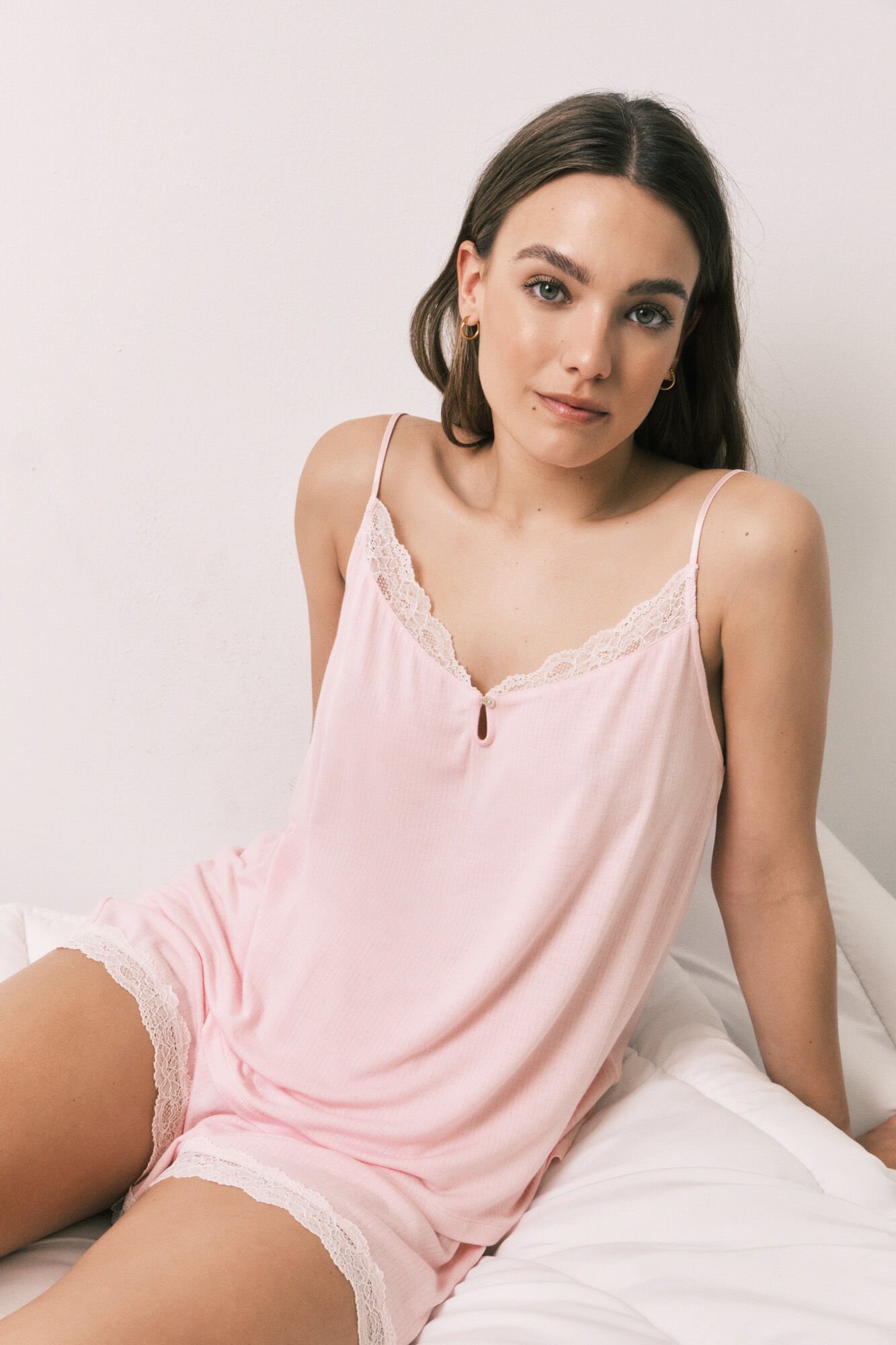 Women'secret Pijama corto tirantes viscosa y encaje rosa
