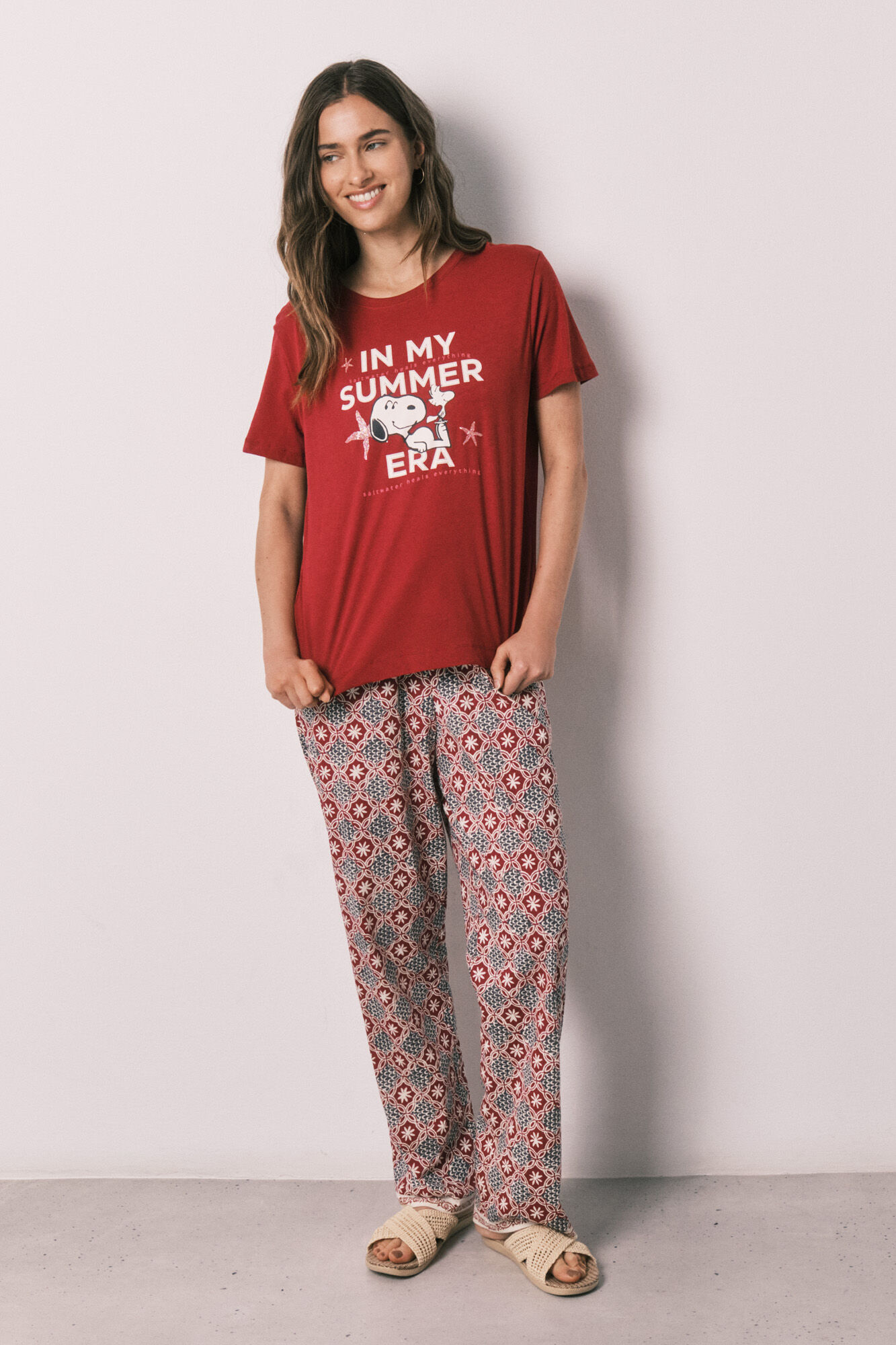 Women'secret Pijama largo algod&oacute;n Snoopy estampado geom&eacute;trico