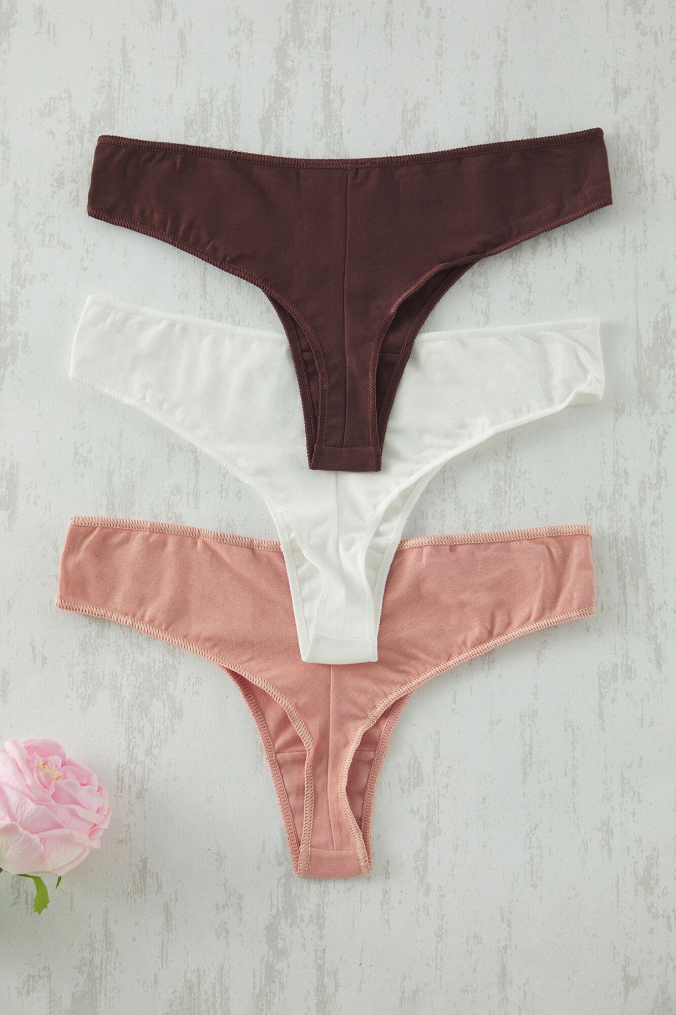 Trendyol Pack de 3 tangas lisos