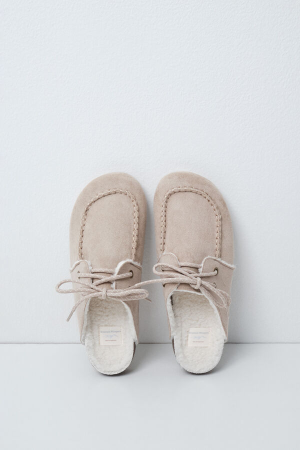 Women'secret Brown lined loafer slippers nude