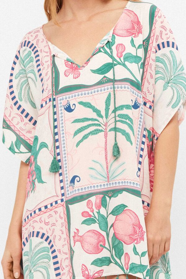 Gisela Caft&aacute;n estampado tropical blanco