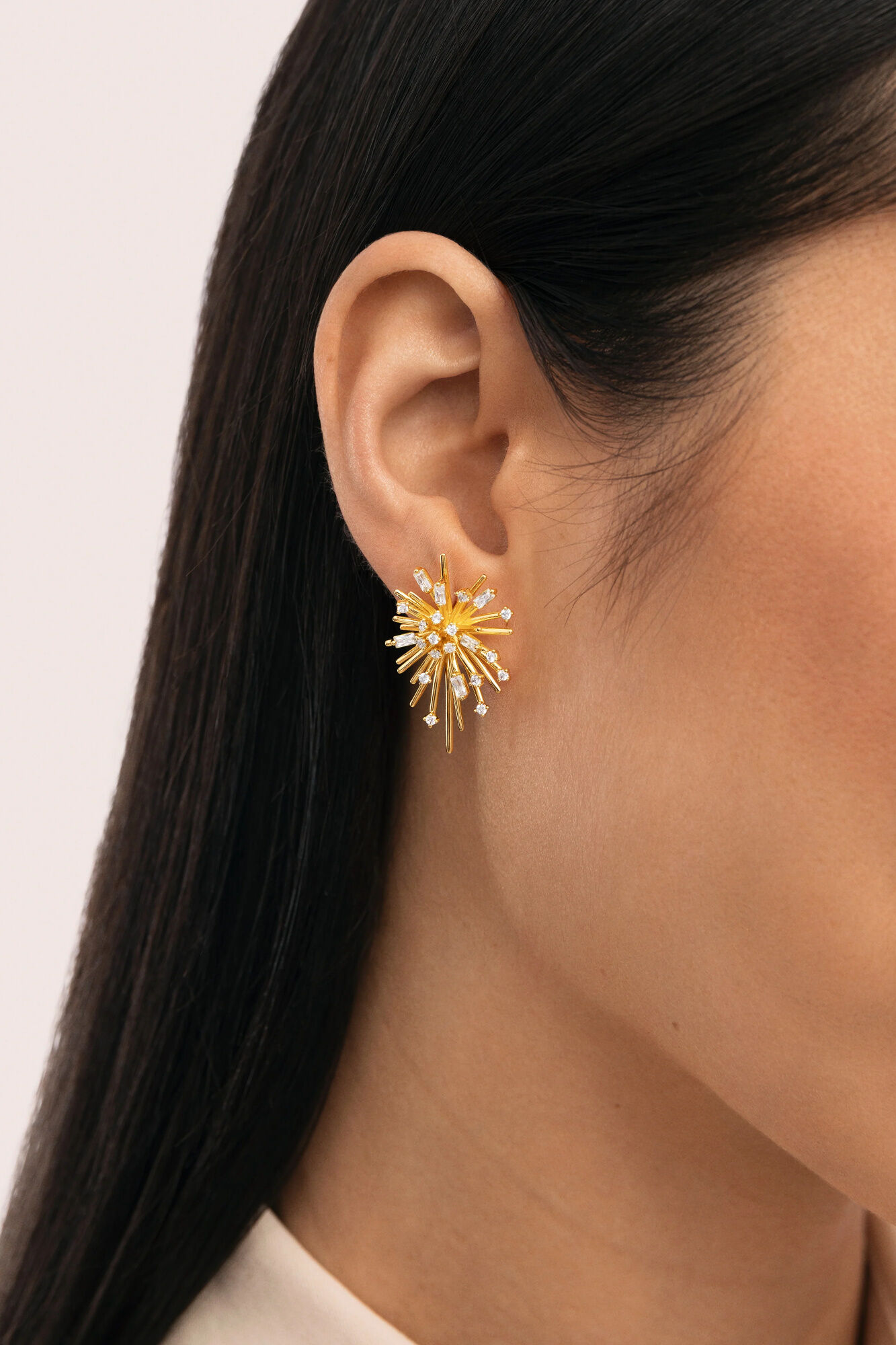 Singularu Pendientes Nit del Foc Ba&ntilde;o Oro