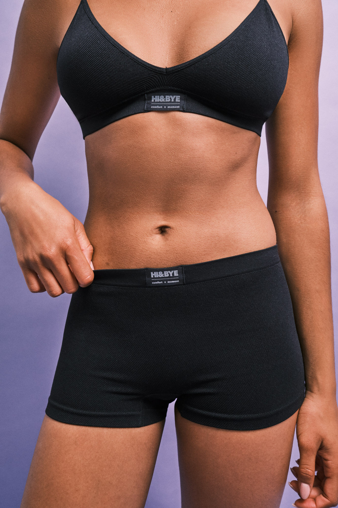 HI&BYE Black seamless ribbed logo boxer panty