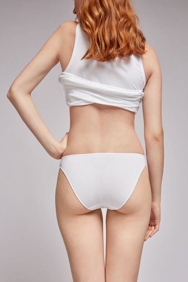 Womensecret Essential panty with lace trim on the waistband and legs white