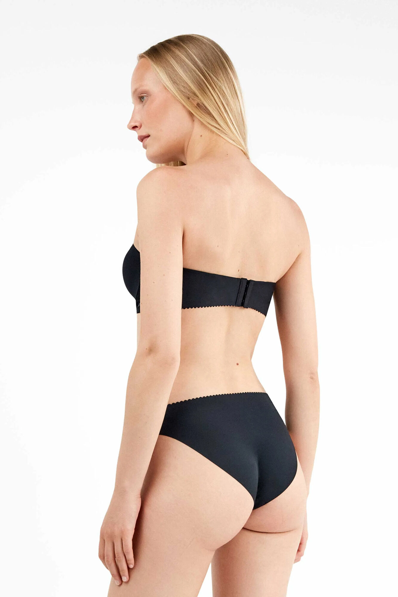 Gisela Unsichtbarer mikrofaser brazilian slip