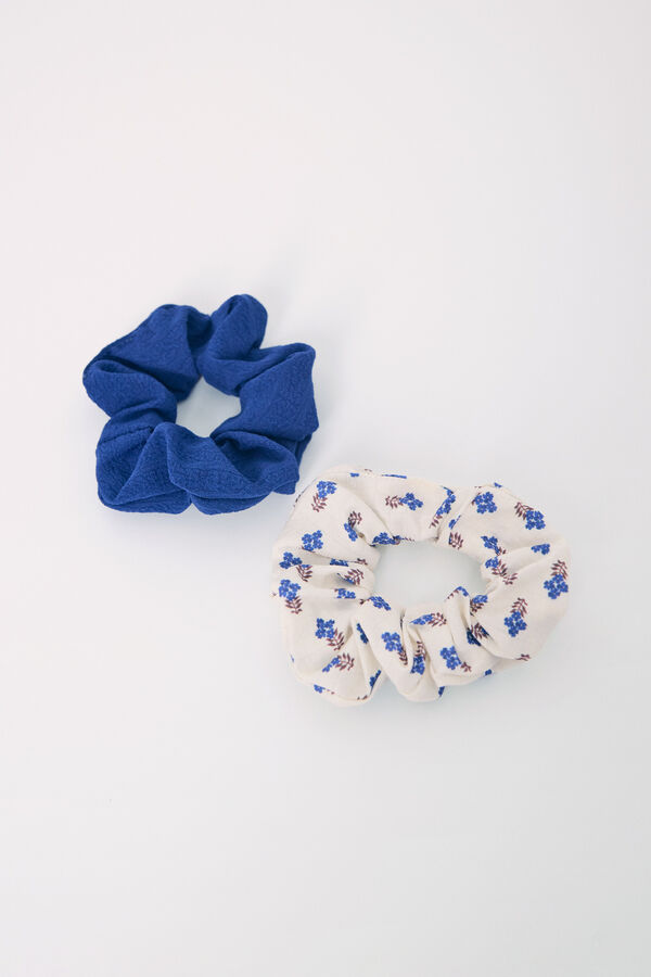 Womensecret Pack of 2 blue flower scrunchies printed