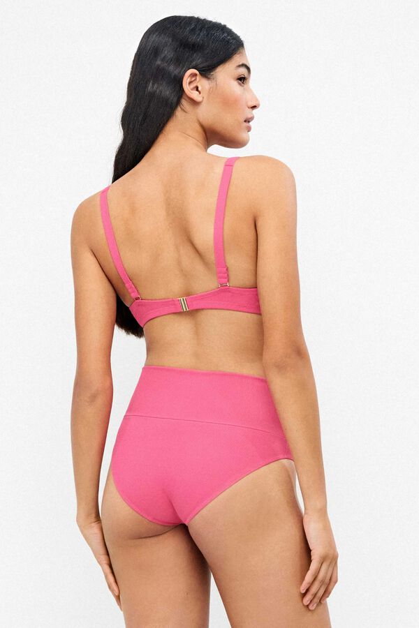 Gisela Braga bikini multiposici&oacute;n rosa