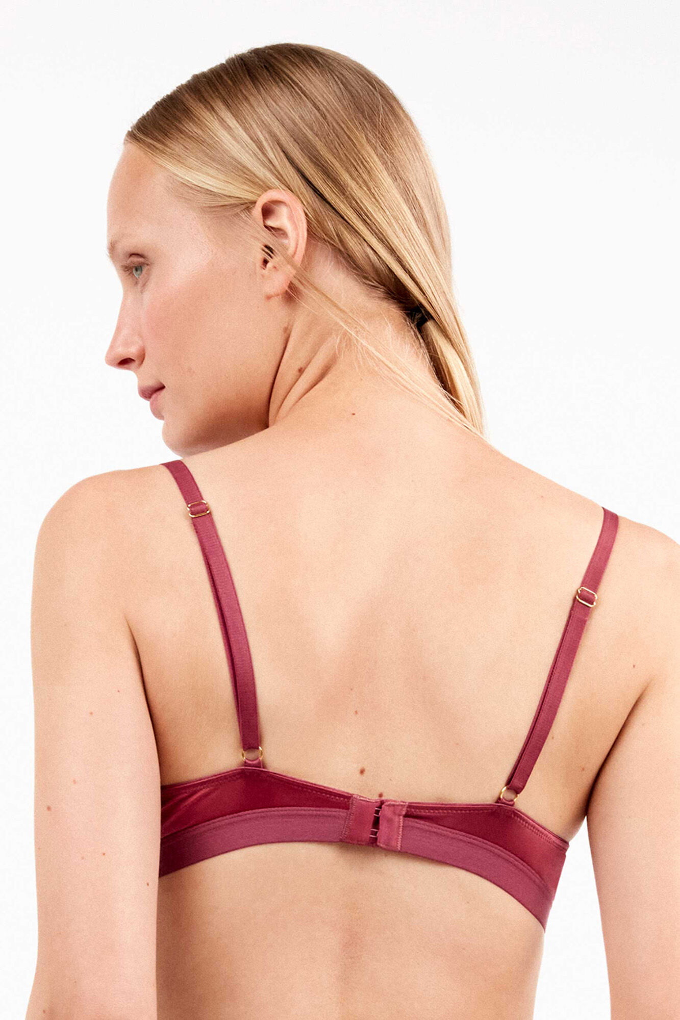 Gisela Capacity bra in lace fabric