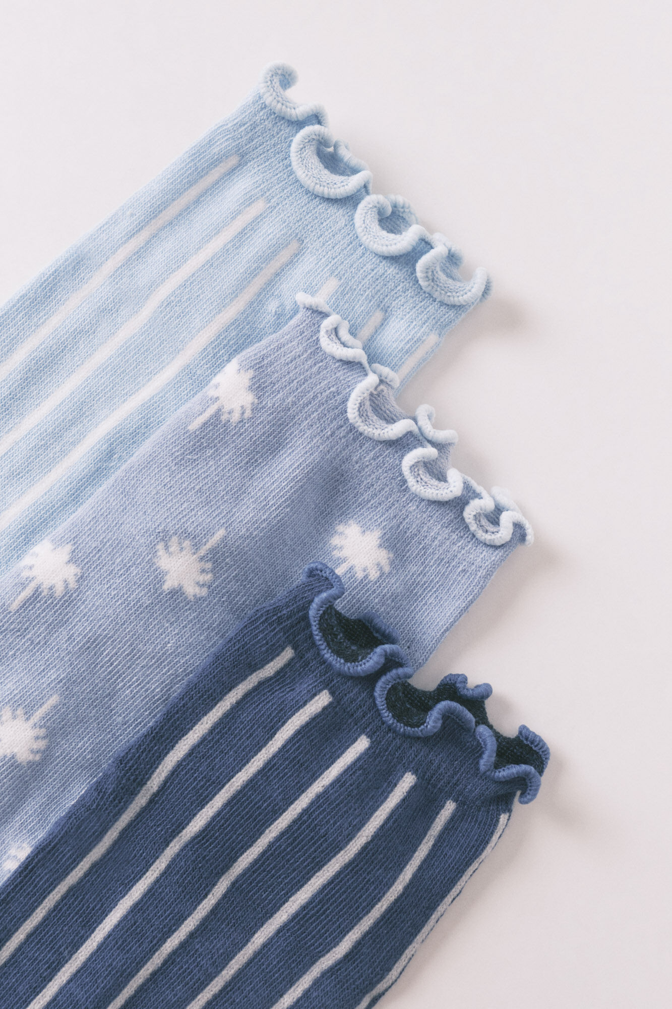 Women'secret 3-pack short striped and palm print socks