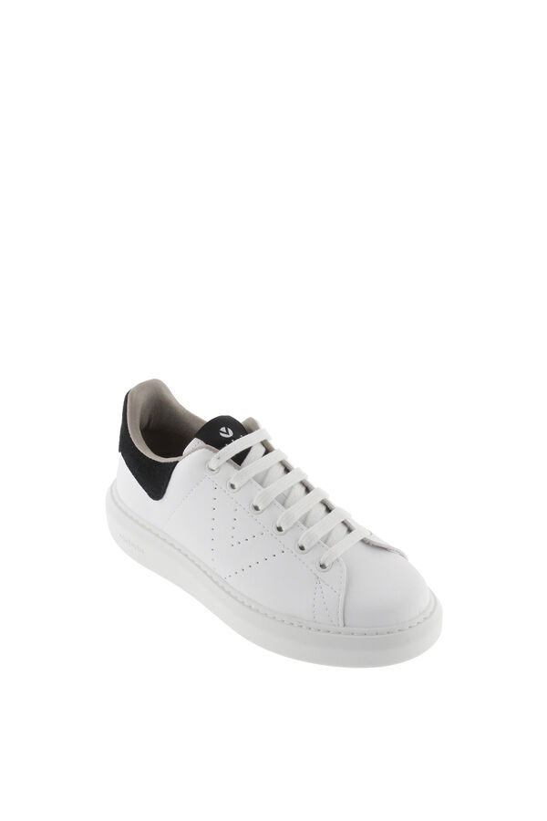 Victoria Chunky sole trainers black