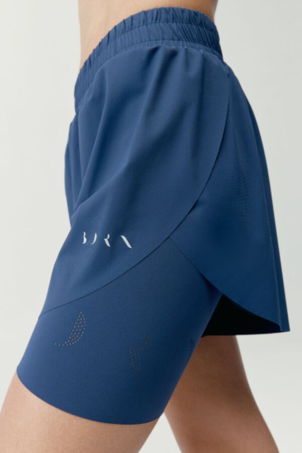 Born Living Yoga Marineblaue Sport-Shorts BIKILA Blau