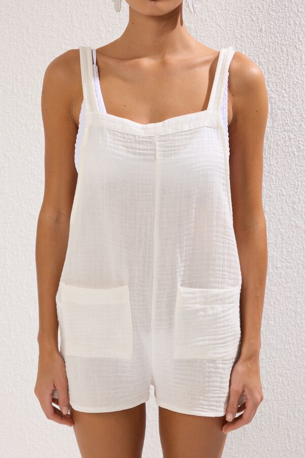 Trendyol Textured short playsuit with pockets white