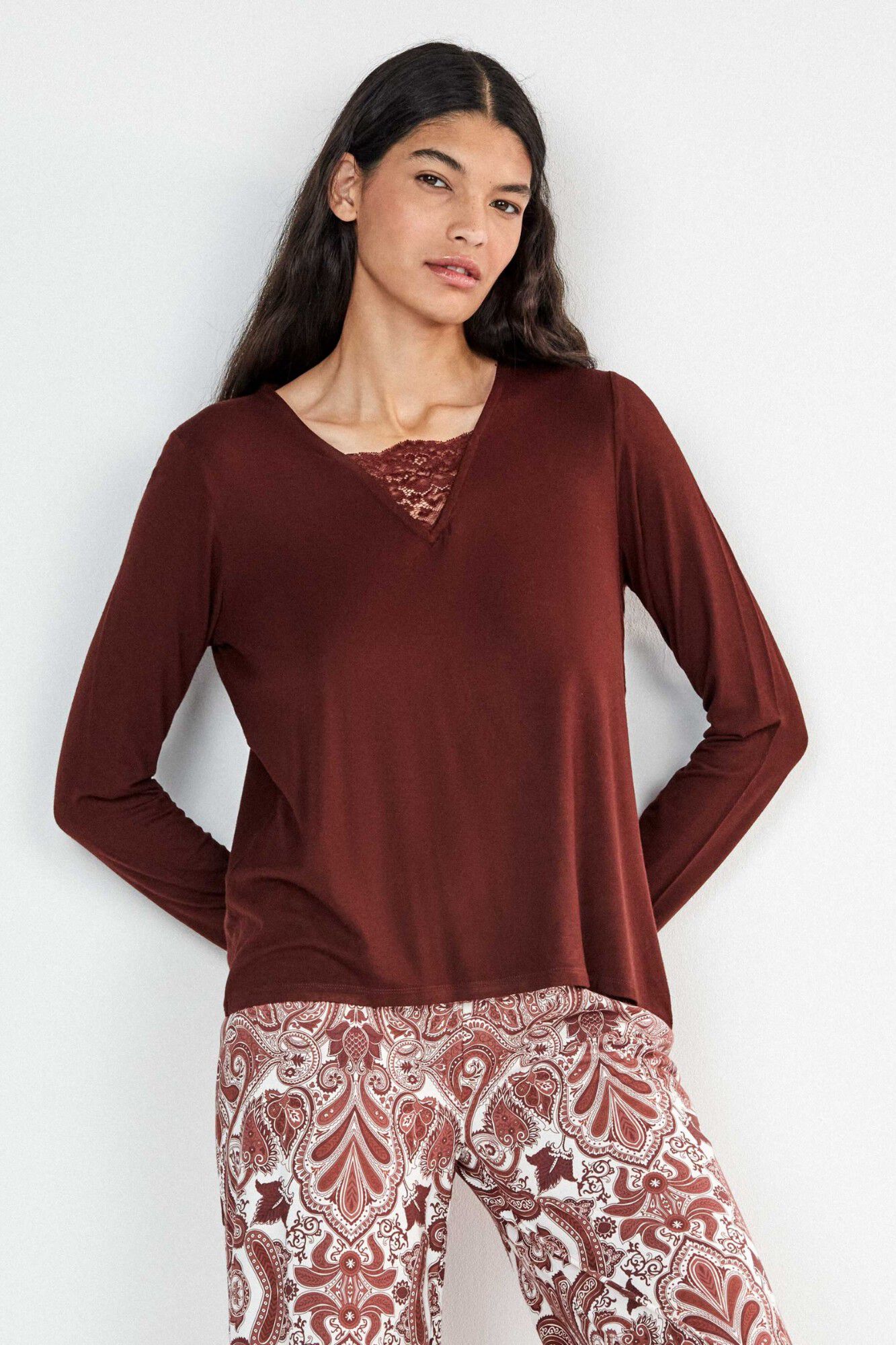 Gisela Paisley print long pyjamas