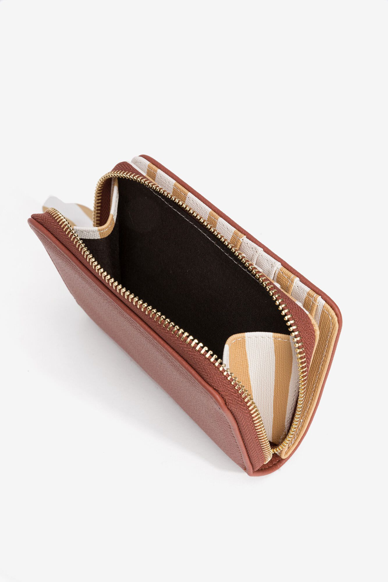 Vilanova Carteira efeito pele com n&oacute;