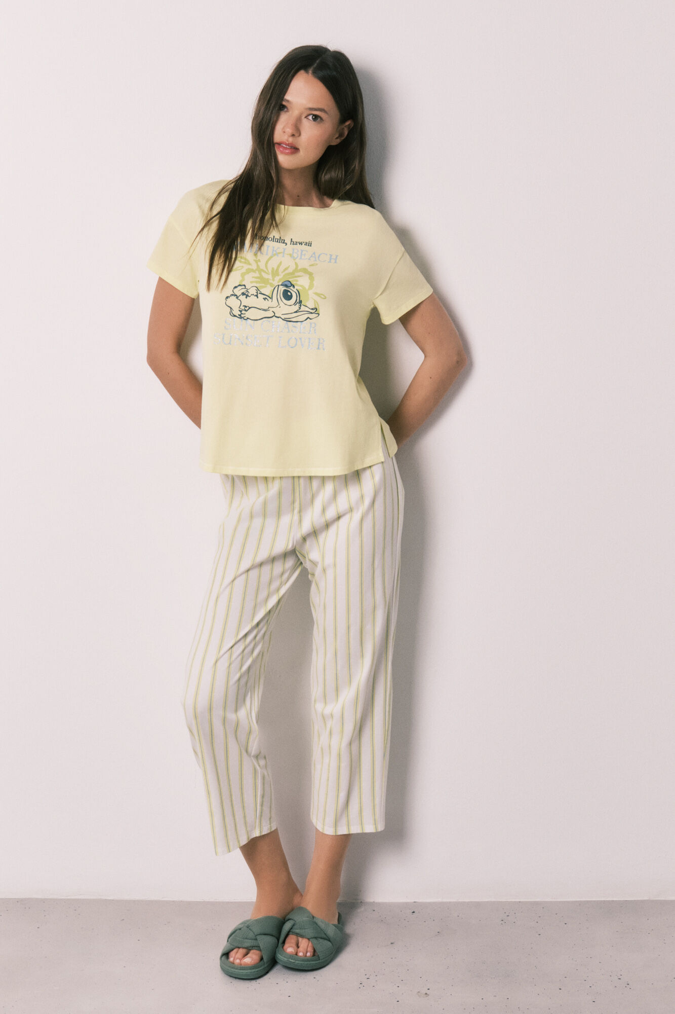 Women'secret Pijama Capri manga corta Stitch