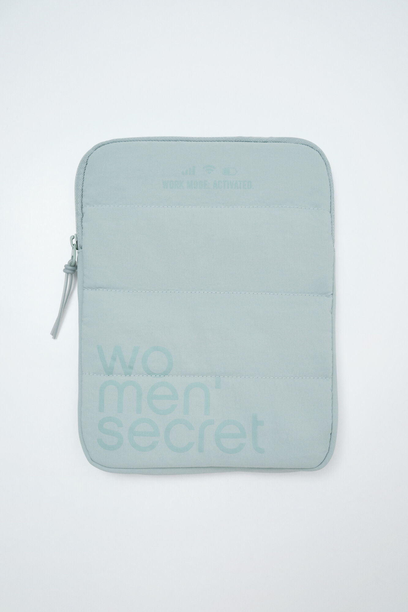Women'secret Green puffer tablet case