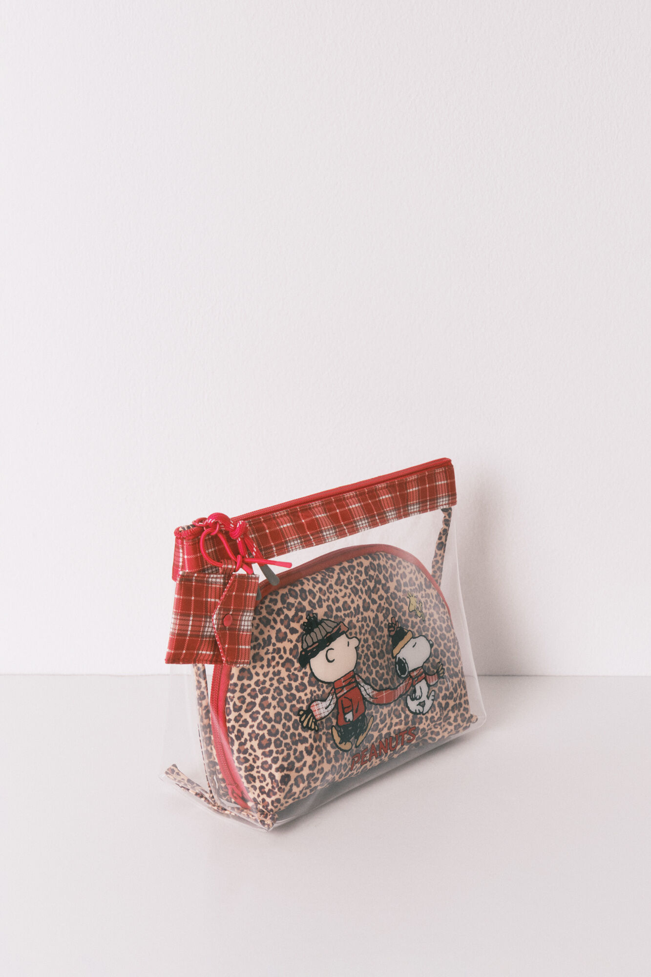 Women'secret Pack of 2 animal print and Snoopy toiletry bags