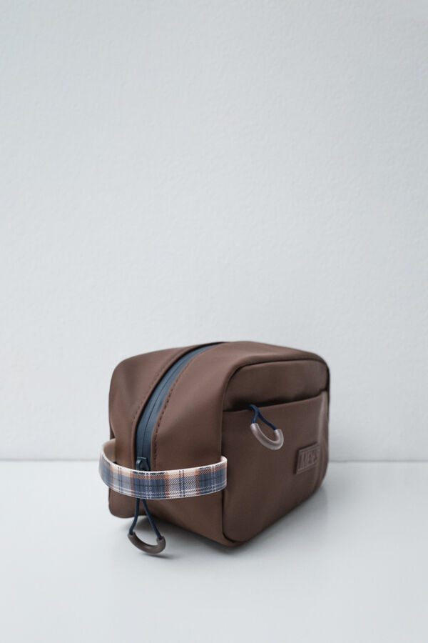 Women'secret Brown rubberised medium vanity case nude