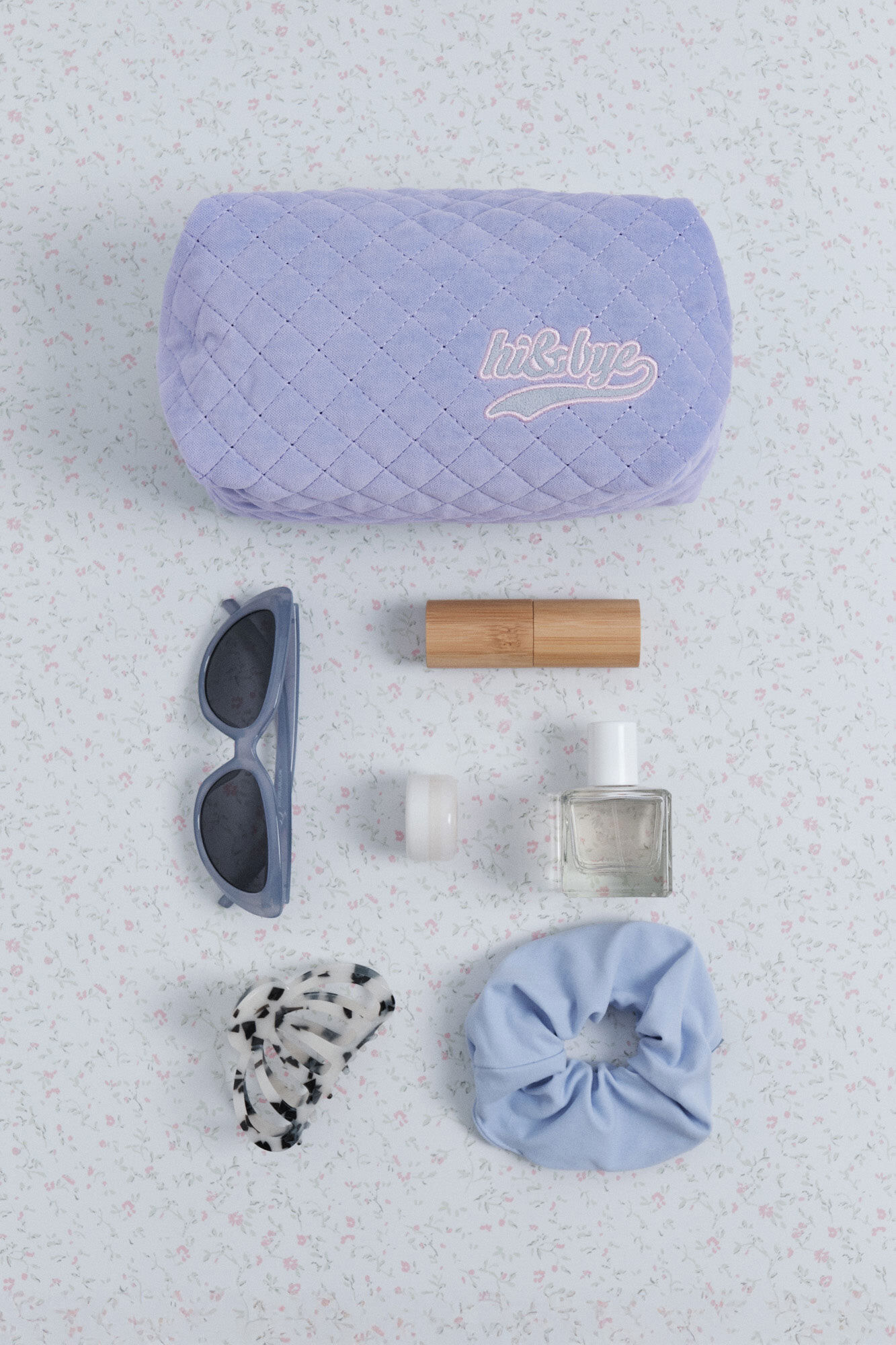 HI&BYE Neceser terciopelo logo bordado azul claro